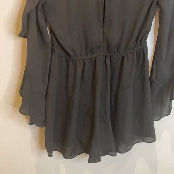 Mustard Seed black romper size Small (Y) - Picture 6 of 7
